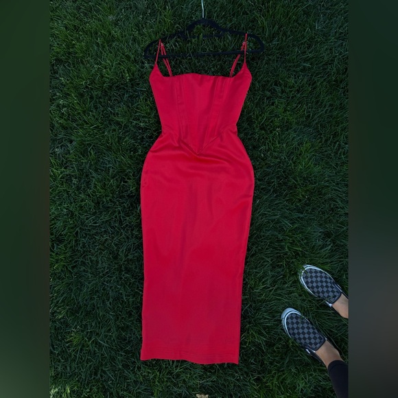 Sold Out House of CB Anais Corseted Midi Dress - Picture 6 of 10